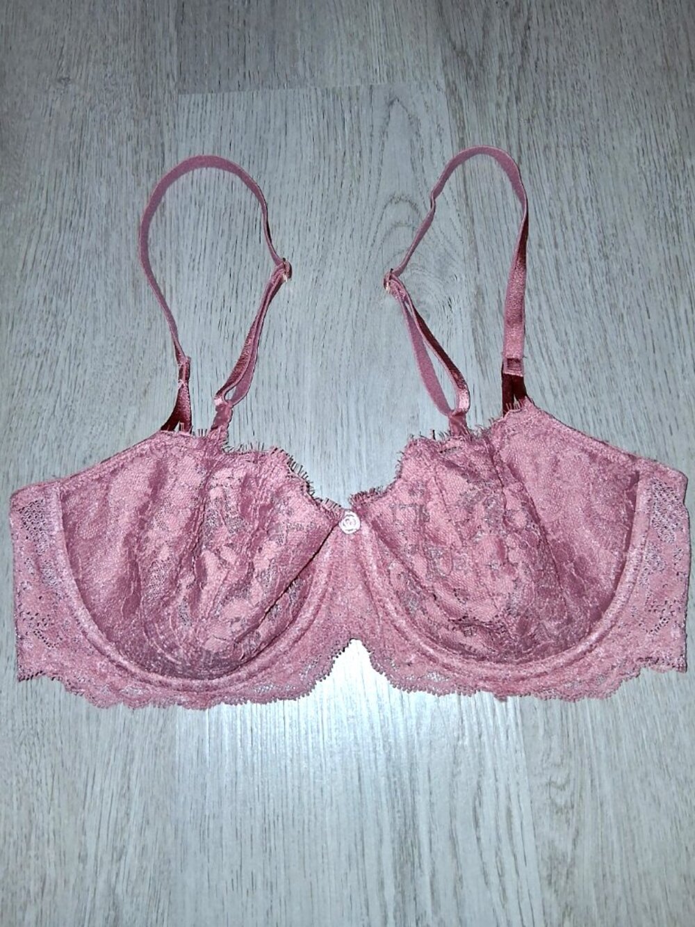 Victoria's Secret Dream Angels Push Up Without Padding Bra Size 34C Pink Lace